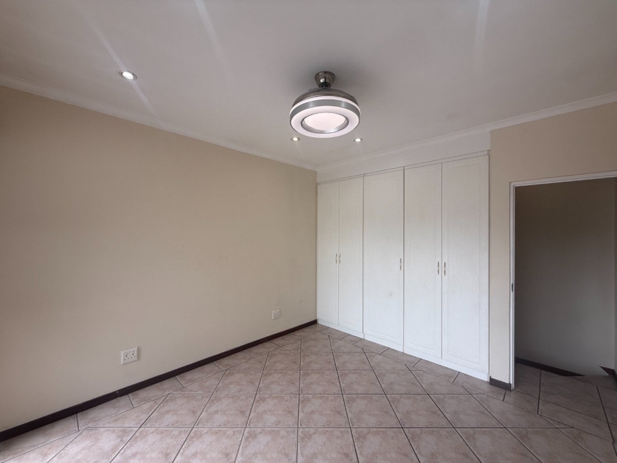 To Let 4 Bedroom Property for Rent in Caribbean Beach Club North West